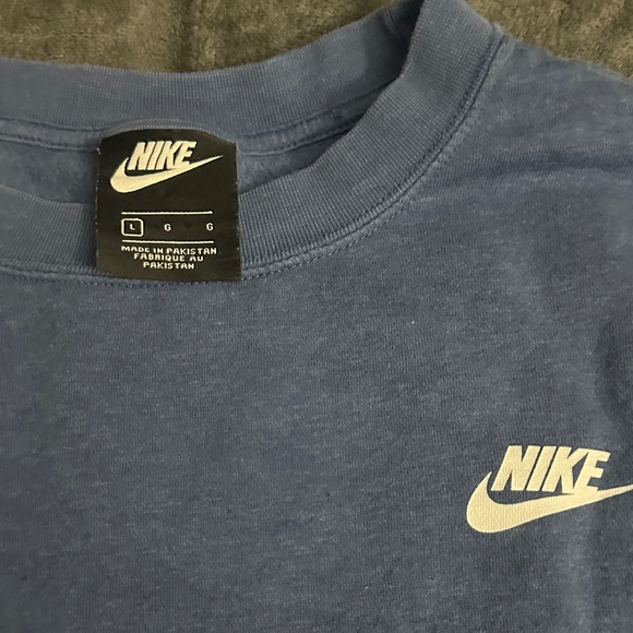Nike Women's Classic Blue Crew Neck Sweater - Picture 2 of 2